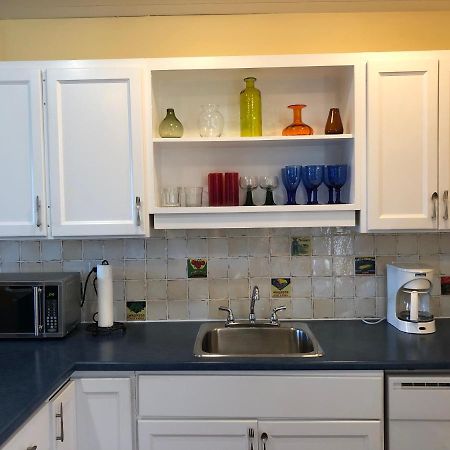 Appartement Loyalist Lofts à Picton Extérieur photo
