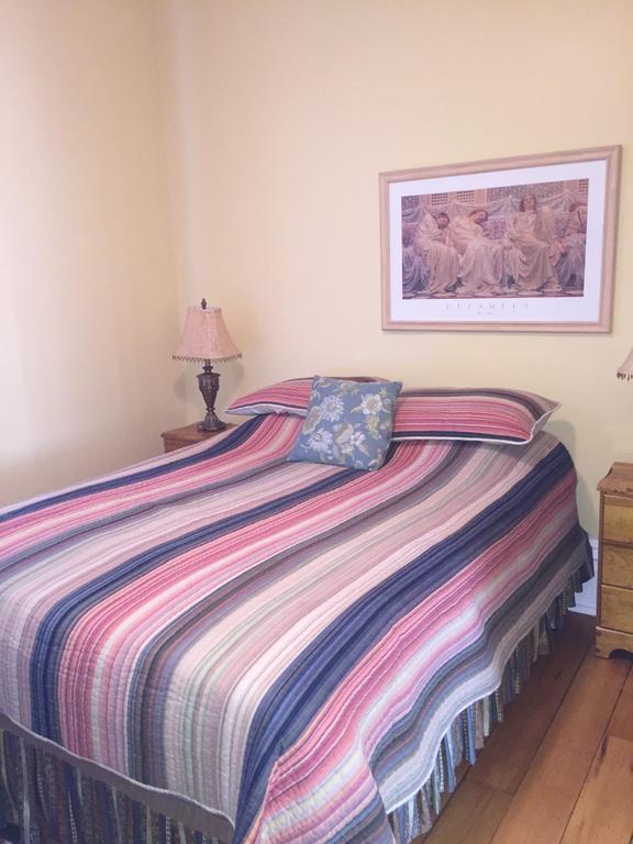 Appartement Loyalist Lofts à Picton Extérieur photo