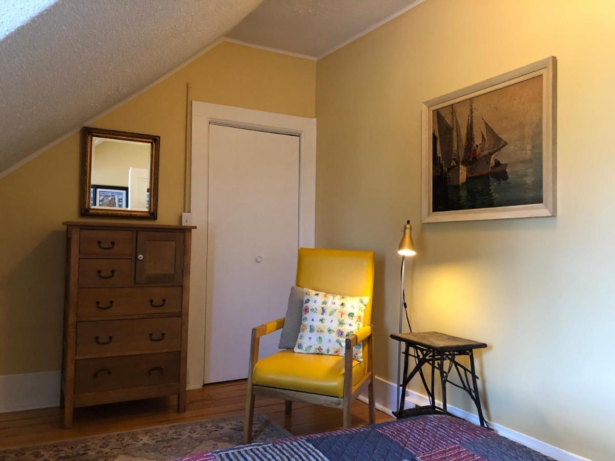 Appartement Loyalist Lofts à Picton Extérieur photo