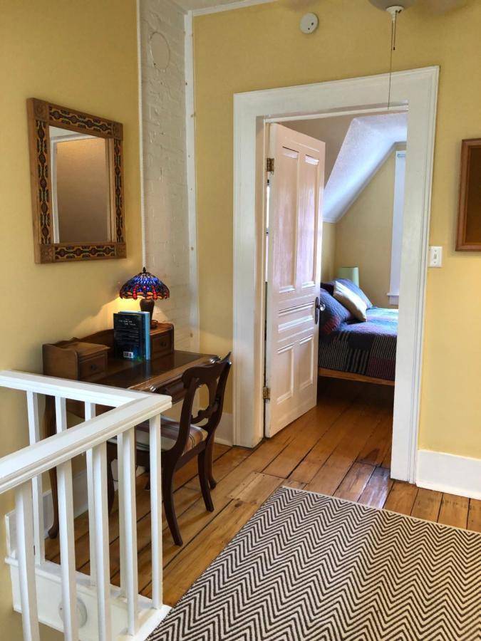 Appartement Loyalist Lofts à Picton Extérieur photo