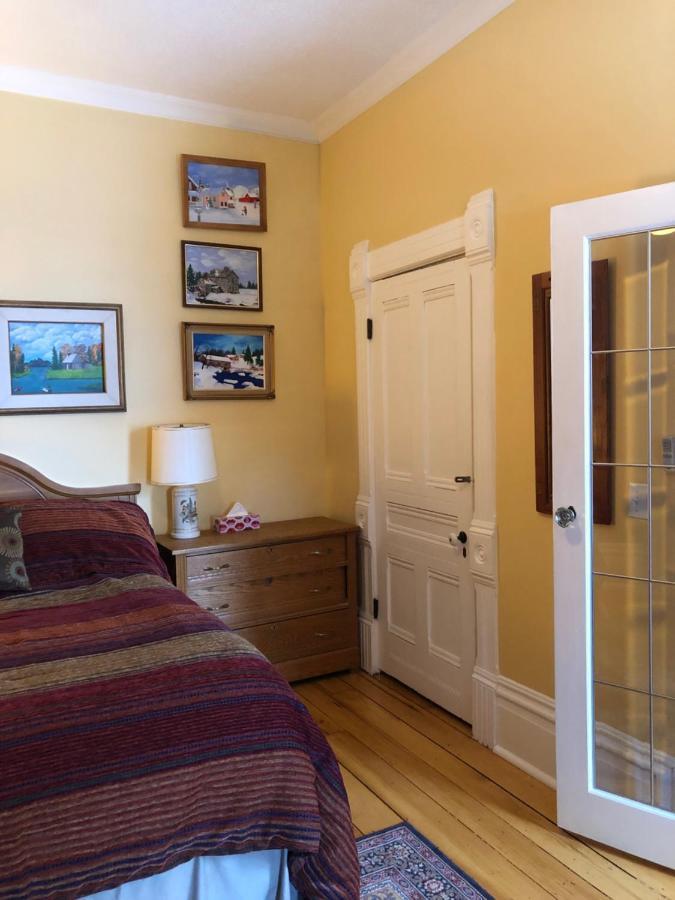 Appartement Loyalist Lofts à Picton Extérieur photo